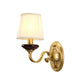 Frendorf | 1/2-Birnen Stoff Wandmontierte Lampe Traditionelle Messing-Finish Verjüngte Wandlicht Wandleuchte für Esszimmer