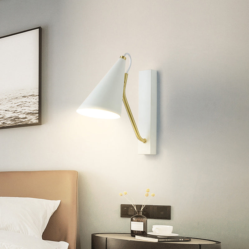 Frendorf | Kegelförmige Schlafzimmer Wandmontage Licht Loft Eisen 1 Kopf Schwarz/Weiß Finish Wandbeleuchtungsarmatur