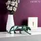 Geometrische Pantherstatue der modernen Kunst