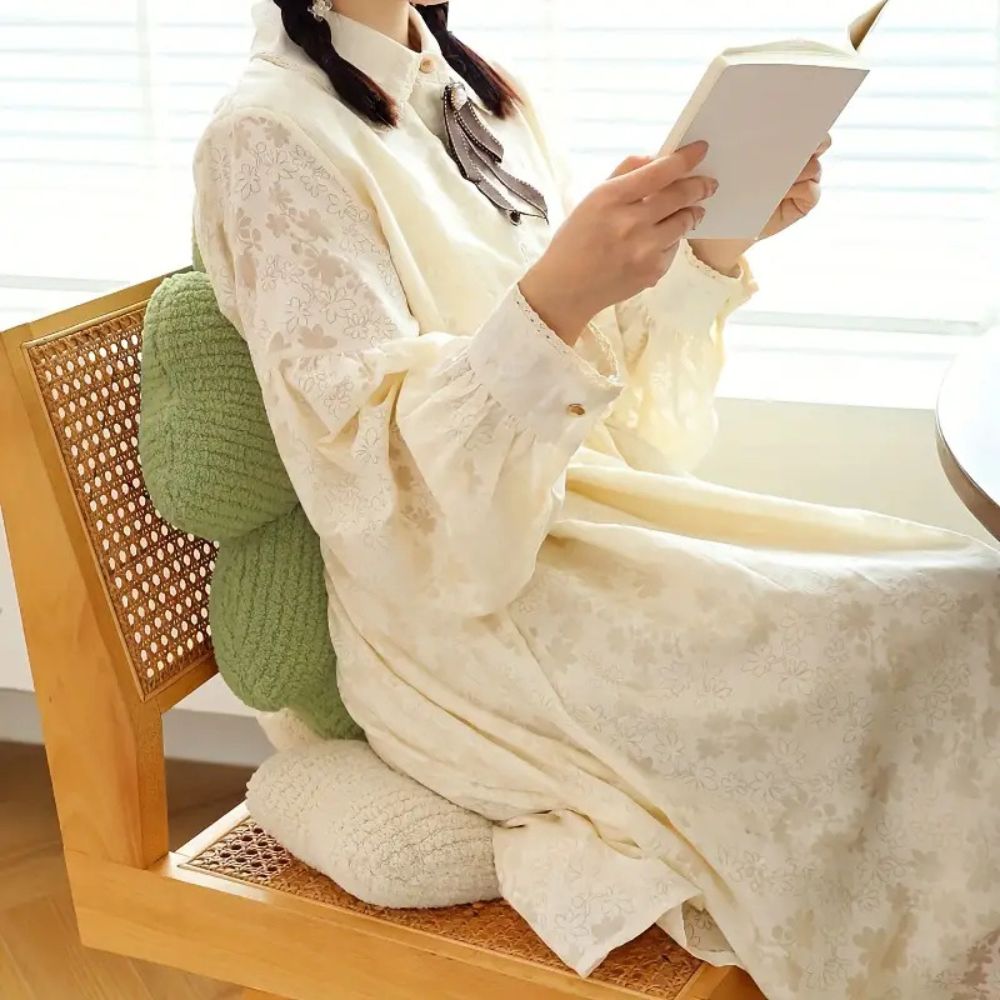 Frendorf | Blühende blumenförmige Kissen