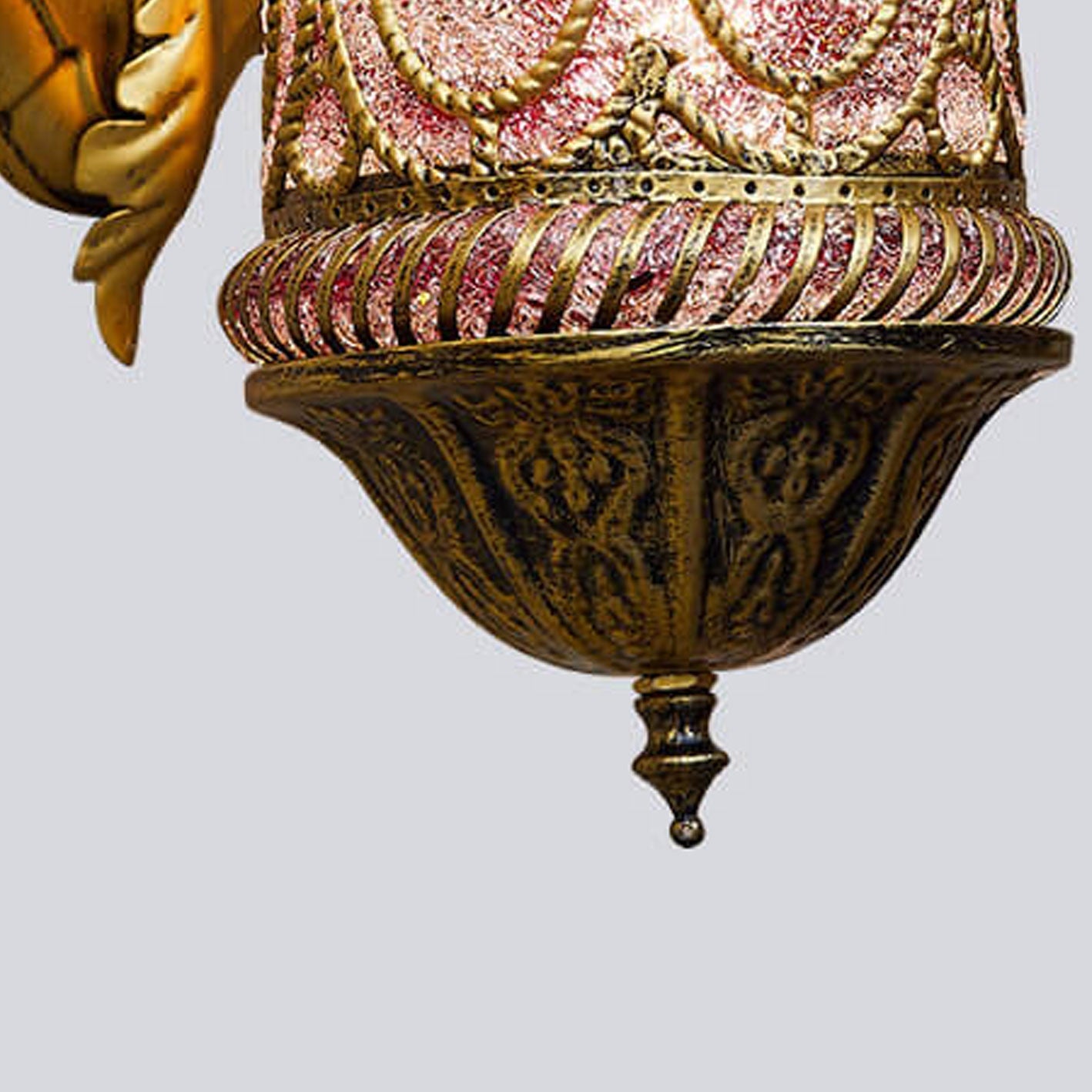 Frendorf | ZyraGlow Wandleuchte | Südostasiatisches Hohlmetall-Design | 1-flammige Lampe in Rosa
