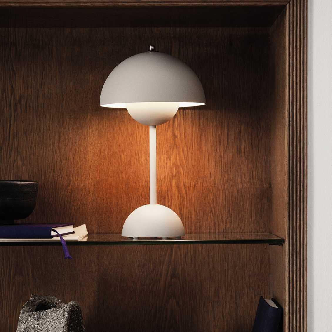 Lunarglo | LED-Tischlampe