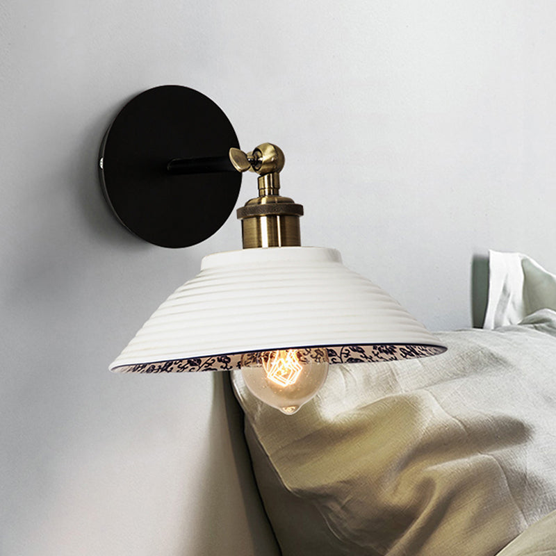 Frendorf | 1 Licht Wandmontage Verlichting Vintage Restaurant Wandlamp Armatuur met Golf/Scalloped Kom/Keramische Shade in Wit