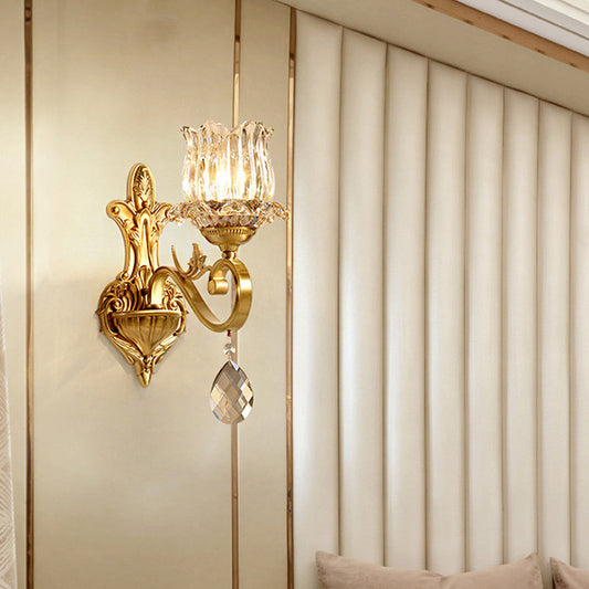 Frendorf | 1 Licht Blume Wandbeleuchtungs-Ideen Traditionelle goldene Ausführung Kristall Wandlampe mit gebogenem Arm