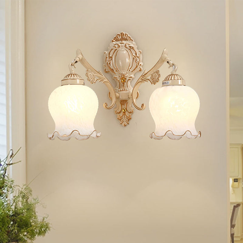 Frendorf | 1/2-Bulb Flower Wandlamp Fixture Traditionele Witte Glazen Wandlamp Verlichting voor Woonkamer