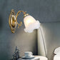 Frendorf | 1 Licht Opal Glas Wandverlichting Idee Traditionele Messing/Bronzen Afwerking Bloem Binnen Wandlamp