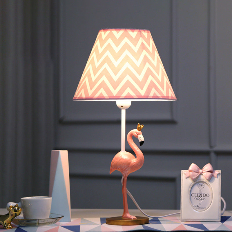 Frendorf | Pinklo – Raffinierte Flamingo-Harpiks-Lampe
