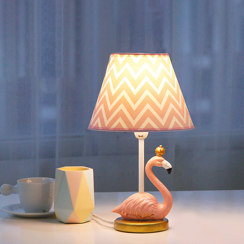 Frendorf | Pinklo – Raffinierte Flamingo-Harpiks-Lampe