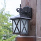 Frendorf | 1-Head Frosted Glass Wandlamp Verlichting Traditionele Donker Koffie Lantaarn Buiten Wandlamp Fixture