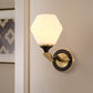 Frendorf | 1/2-Bulb Hexagon Wandlamp Classic Zwart en Goud Gemaakt van Frosted Glas Wandverlichting Fixture