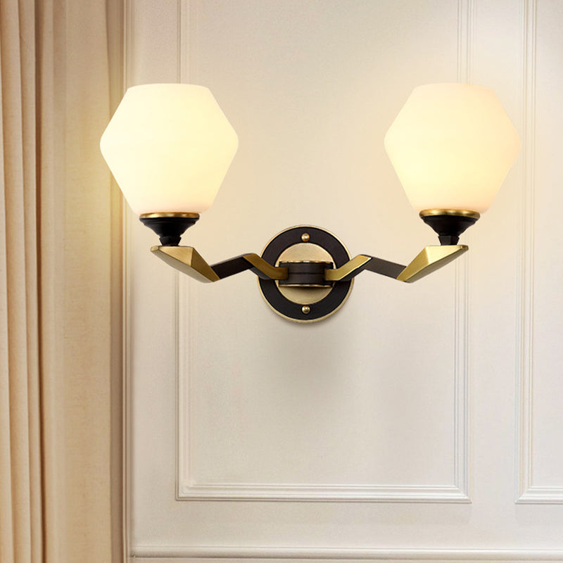 Frendorf | 1/2-Bulb Hexagon Wandlamp Classic Zwart en Goud Gemaakt van Frosted Glas Wandverlichting Fixture