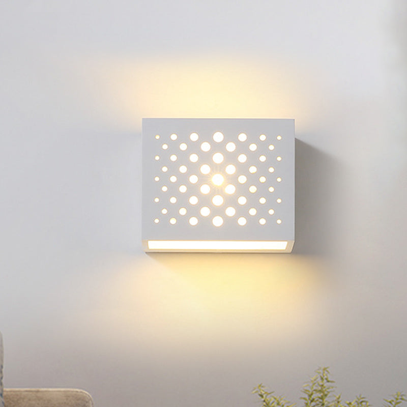 Frendorf | Weiße Laser-Cut Boxform Wandlicht Sconces Modernismus 1 Kopf Gips LED Wandlampe