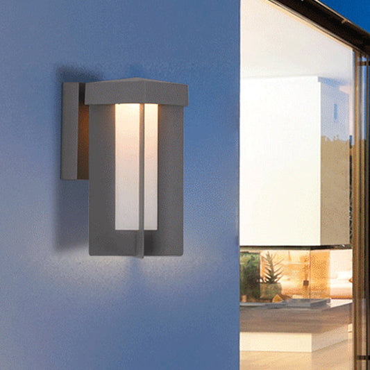 Frendorf | 1 Lampe Rechteckige Wandlampe Traditionelle Graue Ausführung Aluminium Oberfläche Wandarmatur mit Creme Glas Schirm