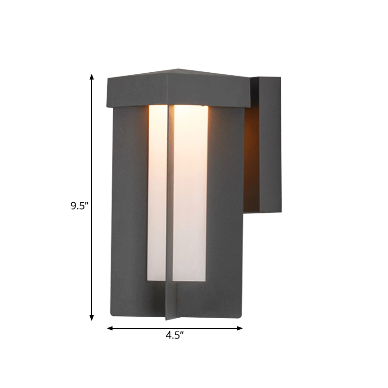 Frendorf | 1 Lampe Rechteckige Wandlampe Traditionelle Graue Ausführung Aluminium Oberfläche Wandarmatur mit Creme Glas Schirm