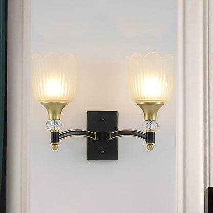 Frendorf | Farmhouse Scalloped Floral Wandverlichting 1/2 Koppen Opal Glas Muurmontage Lamp in Zwart en Goud