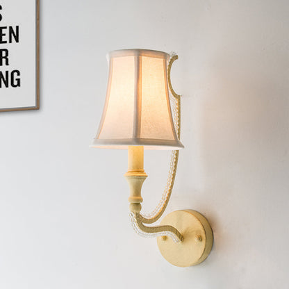 Frendorf | 1/2-Bulb Wandverlichting Ideeën Rustieke Geplankte Bel Stof Wandlamp in Beige/Verouderd Zilver met Kristallen Druppel