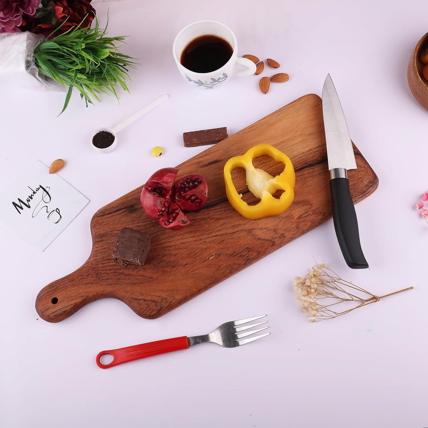 Frendorf | 13-Zoll Steakbrett – Premium Holzservierplatte für Steak, BBQ und gegrilltes Fleisch – Langlebiges Schneid- und Serviertablett mit Saftmulde für Küche, Restaurant und BBQ-Partys