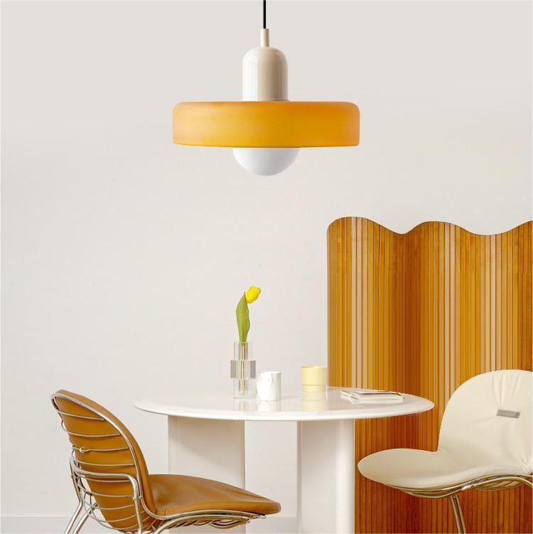 Frendorf |  Pendelleuchte aus farbigem Glas | Elegante Hängeleuchte im Bauhaus-Stil | Designlampe für Wohnzimmer & Esszimmer