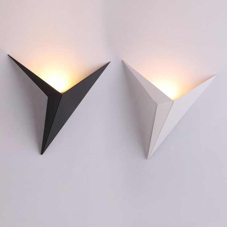 Royaleva Trigon Wandlampe - Moderne LED Dreieckige Wandlampe, Schwarz/Weiß/Gold, Warm/Kühl Weiß