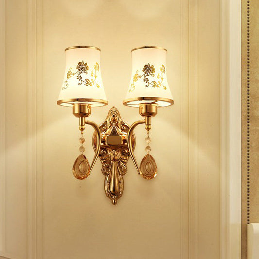 Frendorf | 2 Glühbirnen Bell Wandleuchte Mid-Century Gold Frosted Glass Wandbeleuchtung mit Kristallanhänger