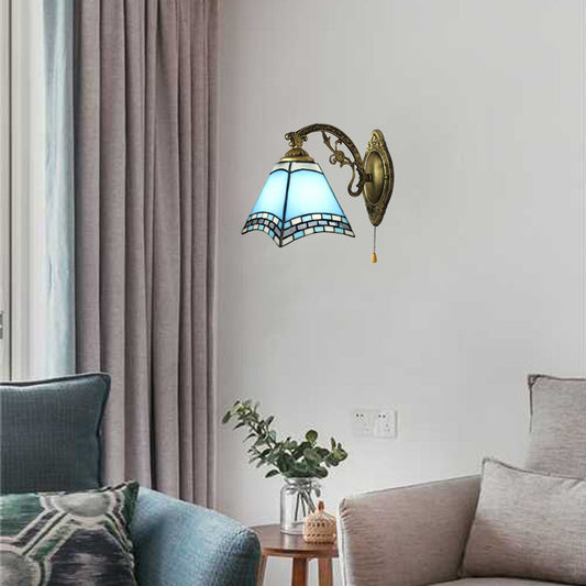 Frendorf | Mediterrane Pyramiden Wandleuchte blauen Glas 1 Licht Wandmontage Licht mit Zugkette