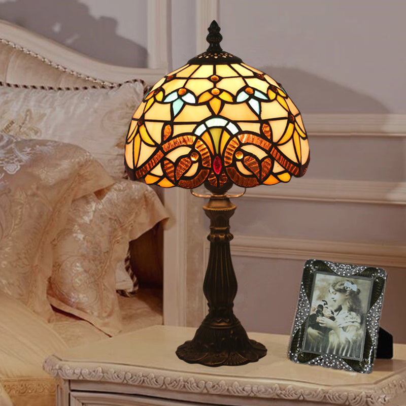 1 Glühbirne Tischbeleuchtung Tiffany Schalenförmige Buntglas Nachtlampe in Gelb/Blau mit Baluster