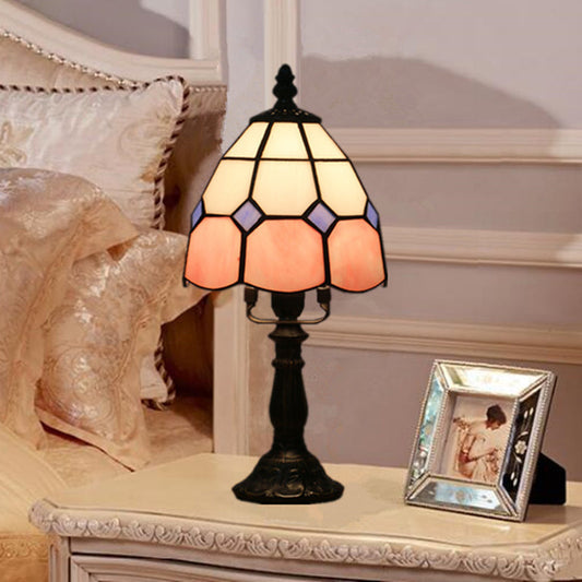Schnittglas-Raster-Dom-Nachtbeleuchtung Tiffany-Stil 1 Licht Rot/Pink Nachttischlampe für das Bettseits