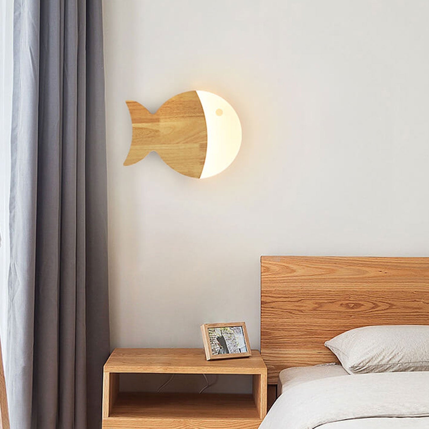 Frendorf | Fynnora Nordic Wandlampe | Eiche & Acryl | Minimalistisches Fisch-Design | LED Beleuchtung