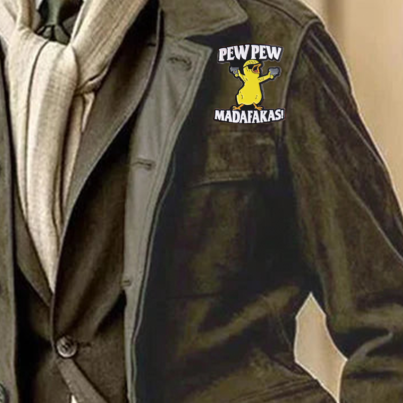 Frendorf | Brief & Cartoon-Ente Design Brosche