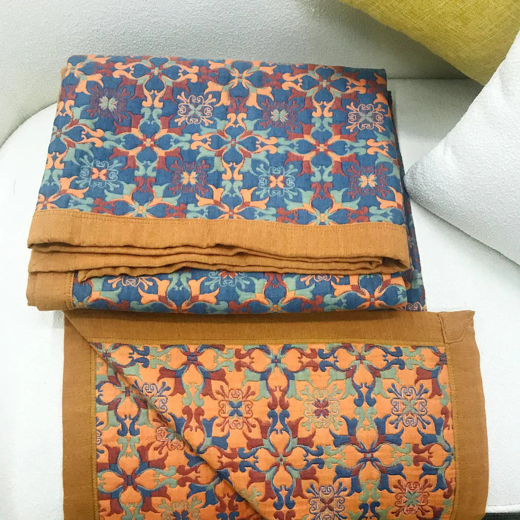 Frendorf | & Blaues Muster Sechs-lagiges Baumwoll-Quilt - TerraLoom
