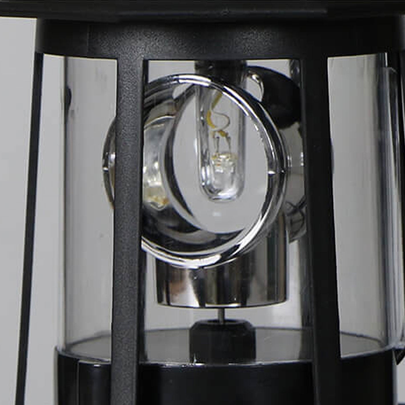 Frendorf | SolarSpin LED Gartenleuchte | Rotierender Turm | Solarbetrieben | Deko & Landschaftsbeleuchtung