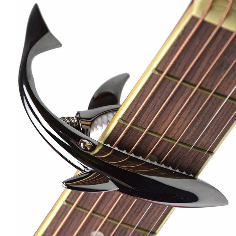 Frendorf | Kopie von Bite The String Shark Akustikgitarre Kapodaster