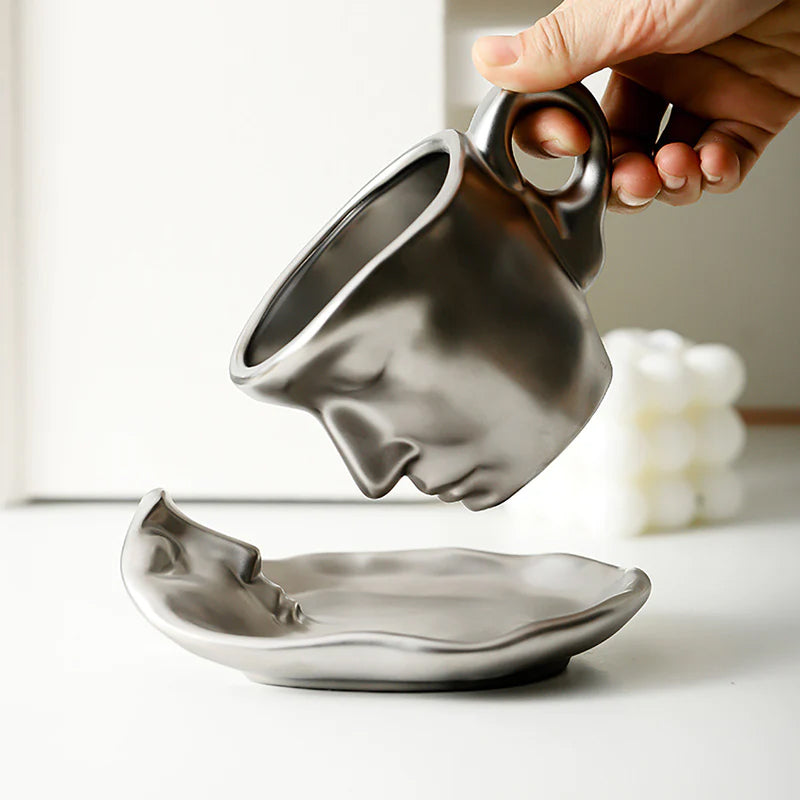 Frendorf | Metal Touching Face Kreative Keramische Kiss Kaffee Becher, Künstlerisches Vibe Becher & Untertasse Set