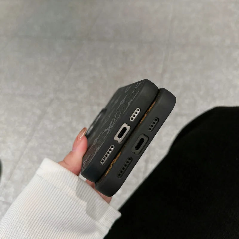 Frendorf | LUXE LV GROSS LOGO IPHONE HÜLLE