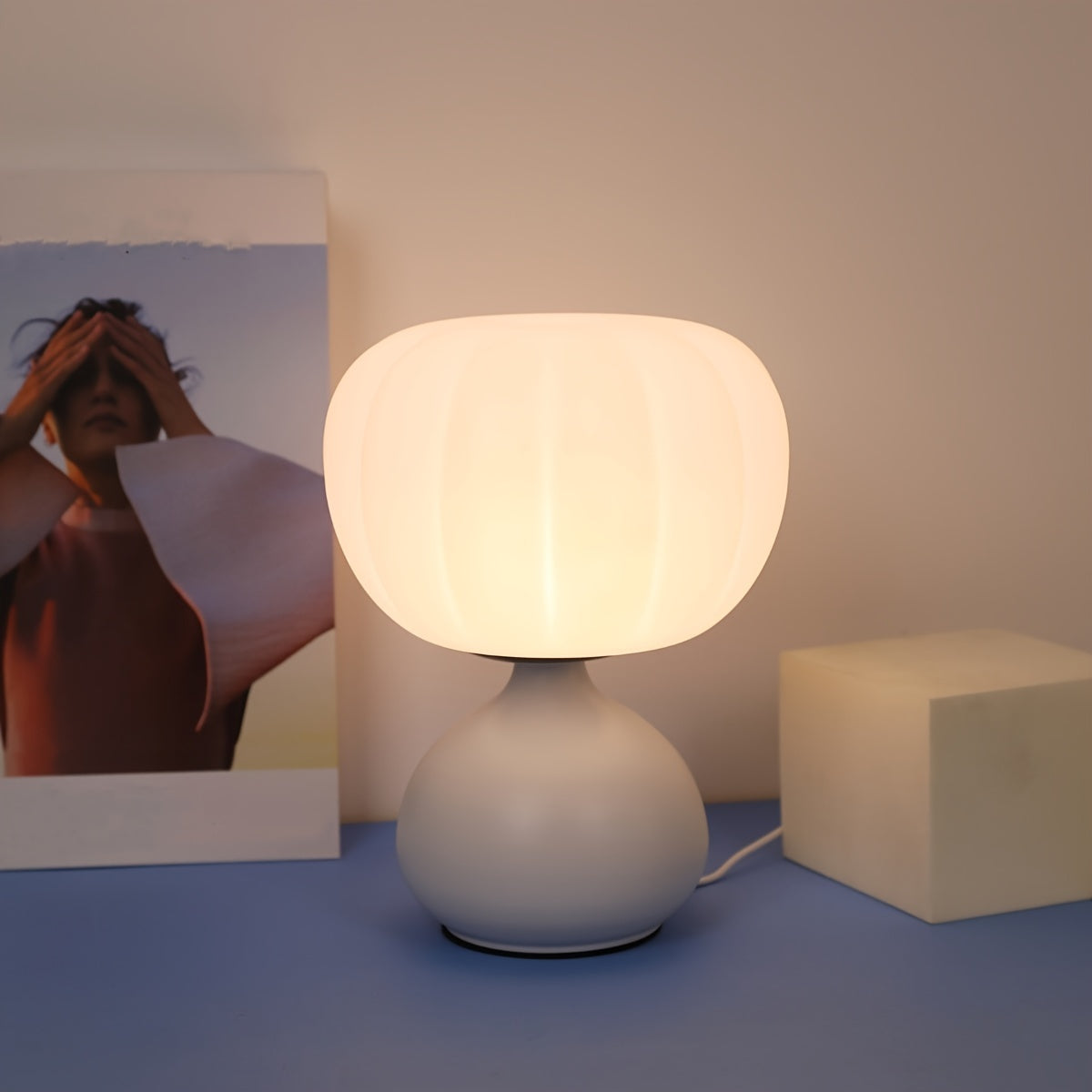 Frendorf | Luftige Balance Lampe – Moderne Atmosphäre für Deinen Raum