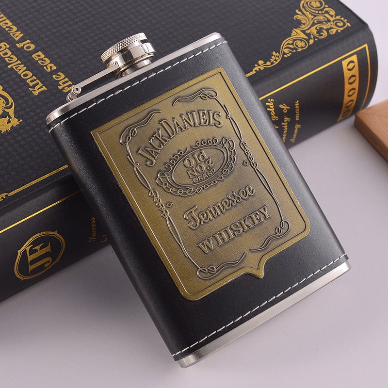 8oz Whisky-Flasche aus Edelstahl Alkohol-Trichter Hüftflasche Bestickte Goldene Seidenstoff Verpackung Geschenk-Box Set