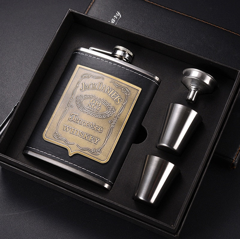 8oz Whisky-Flasche aus Edelstahl Alkohol-Trichter Hüftflasche Bestickte Goldene Seidenstoff Verpackung Geschenk-Box Set