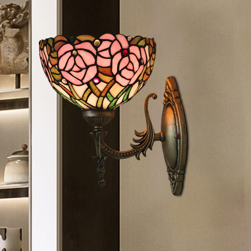 Frendorf | Rosa Wandmontageverlichting Tiffany 1 Lamp Geglazuurde Glazen Wandlamp met Bronzen Gegraveerde Arm