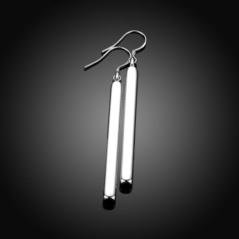 Frendorf | Kreisfigur | Linie Ohrring Schmuck