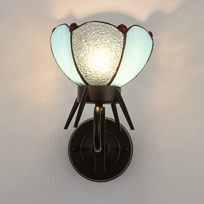 Frendorf | Petal Wandlamp Lichtblauw Glas 1 Licht Tiffany Muurbevestiging Licht in Zwarte Afwerking voor Slaapkamer Bedzijde