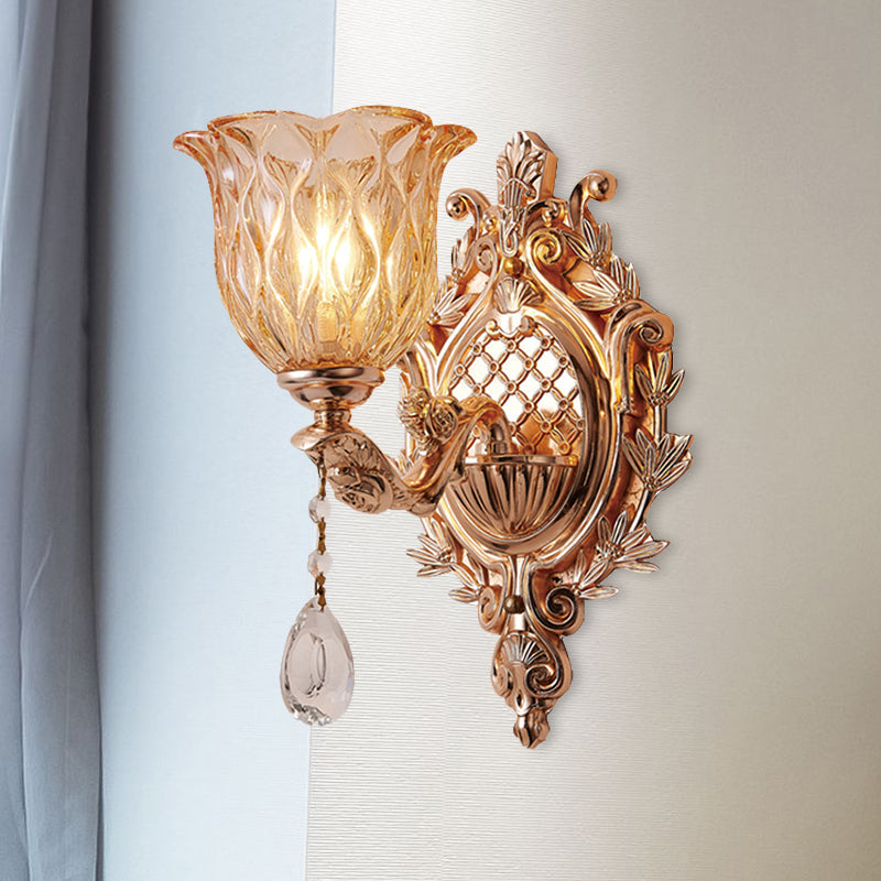 Frendorf | Amber Rattan Glas Floral Wandlamp Traditionele Een-Lampen Woonkamer Wandverlichting in Goud