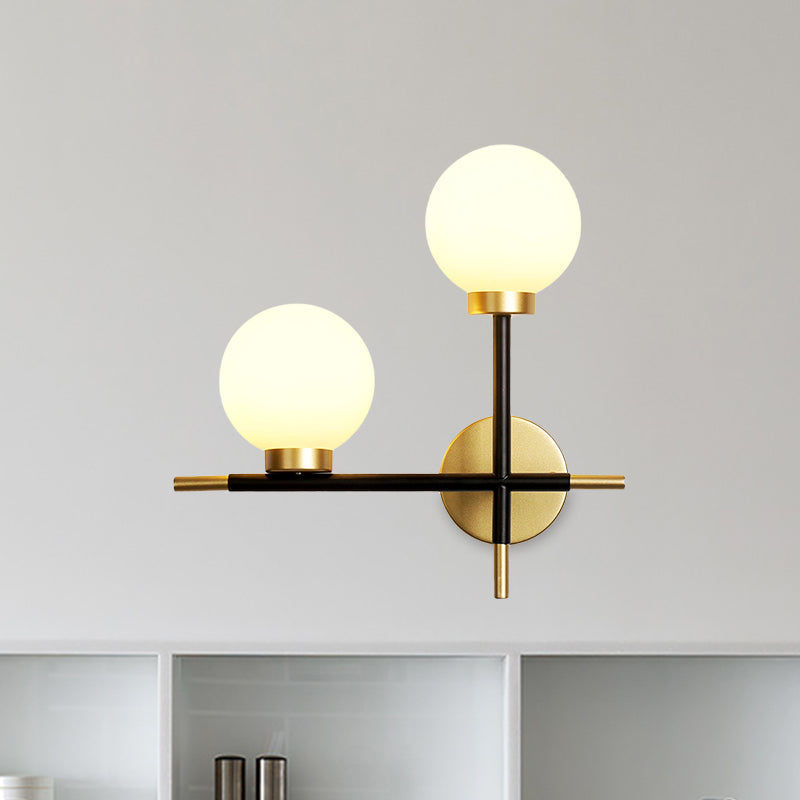 Frendorf | 2-Birnen Milchglas Wandleuchte Modern Schwarze Doppelte Kugel Wohnzimmer Wandlampe mit Kreuzdesign