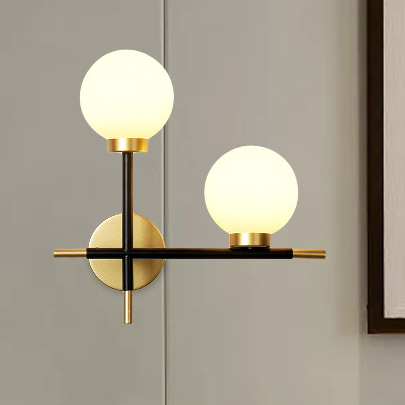 Frendorf | 2-Birnen Milchglas Wandleuchte Modern Schwarze Doppelte Kugel Wohnzimmer Wandlampe mit Kreuzdesign
