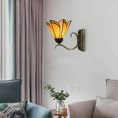 Frendorf | Gelbe konische Wandlampe 1 Kopf Tiffany-Glas-Wandleuchte in Antikbronze für das Arbeitszimmer