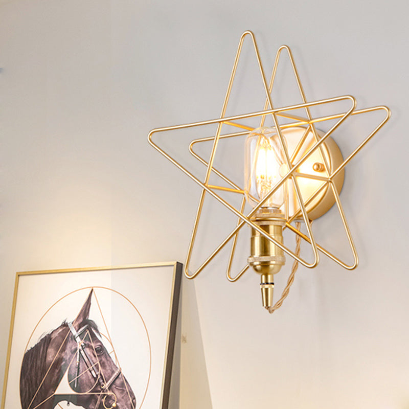 Frendorf | Metalen Ster-Gevangen Wandlamp Sconces Loft Stijl 1 Gloeilamp Slaapkamer Wandverlichting in Zwart/Goud