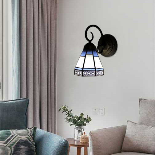 Frendorf | Pyramid Cafe Restaurant Wandlamp Geïntegreerd Glas 1 Kop Tiffany Traditionele Wandlamp in Blauw