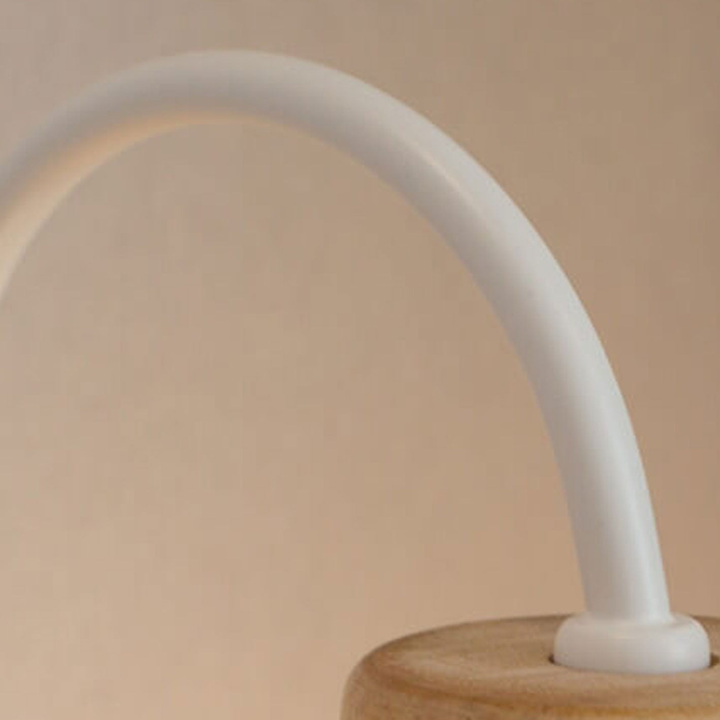 Moderne Log Simple Bend Design 1-Licht Wandleuchte Lampe