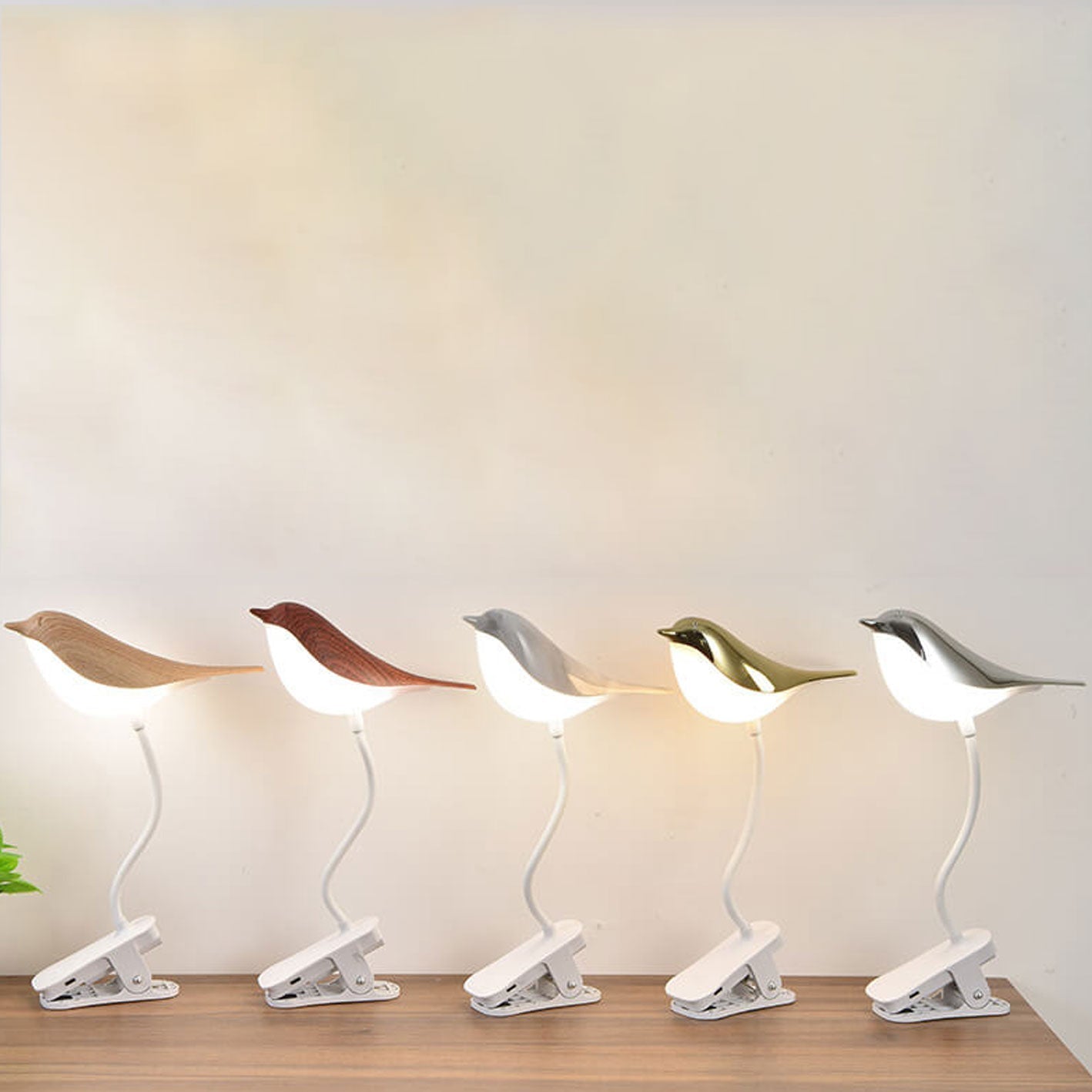 Frendorf | BrightBird Nordic LED Tischlampe | USB-Ladung | Nachtlicht mit Vogelclip | Modernes Design