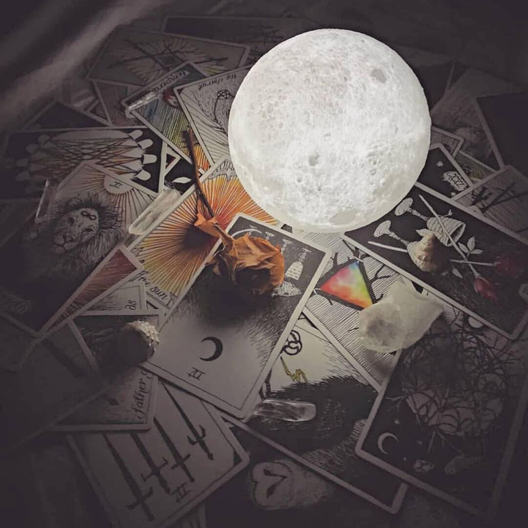 Mondlampe - Lunar - Aufladbar - Touch Steuerung