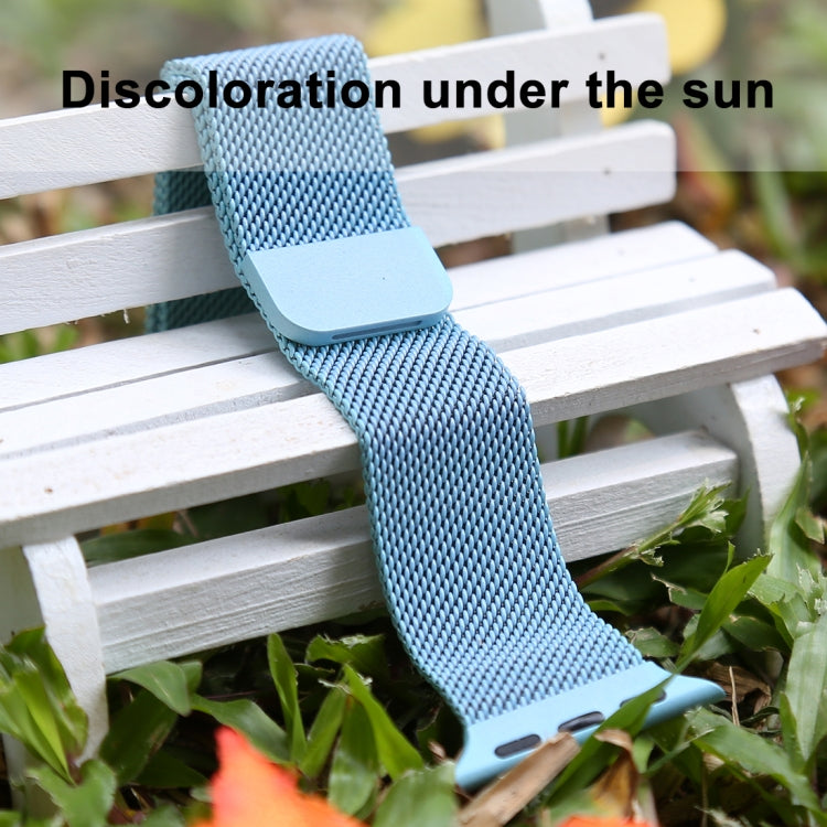 Frendorf | Für Apple Watch Series 7 41mm / 6 & SE & 5 & 4 40mm / 3 & 2 & 1 38mm Farbwechselndes Magnetisches Nylon-Uhrenarmband (Baby Blau)